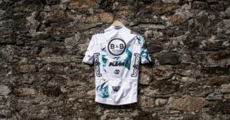 Image de l'article La formation bretonne B&B HOTELS – KTM présente son maillot domicile 2022
