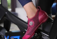 Image de l'article Shimano lance les chaussures IC501 pour une pratique du cyclisme en indoor